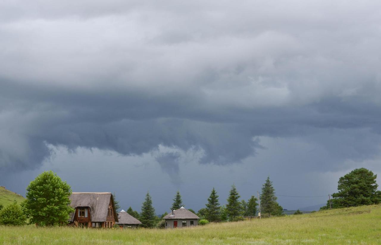 Khotso Lodge & Horse Trails Underberg Eksteriør billede